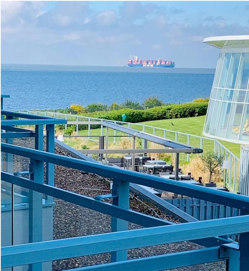 Duhnentraum Bestlage Am Sandstrand, Balkon,Meerblick, Parkplatz, Aufzug, Wlan, Bettwaesche,Handtuecher,Netflix Uvm Cuxhaven Extérieur photo